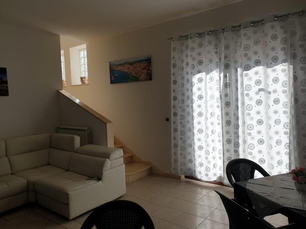 Bed And Breakfast Villa Fatima Trani Exterior foto