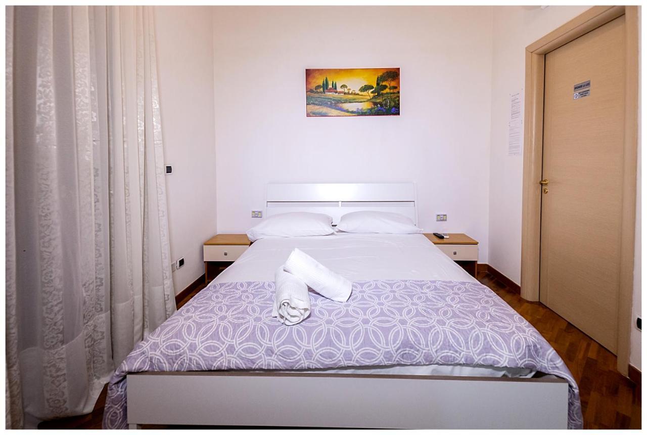 Bed And Breakfast Villa Fatima Trani Exterior foto